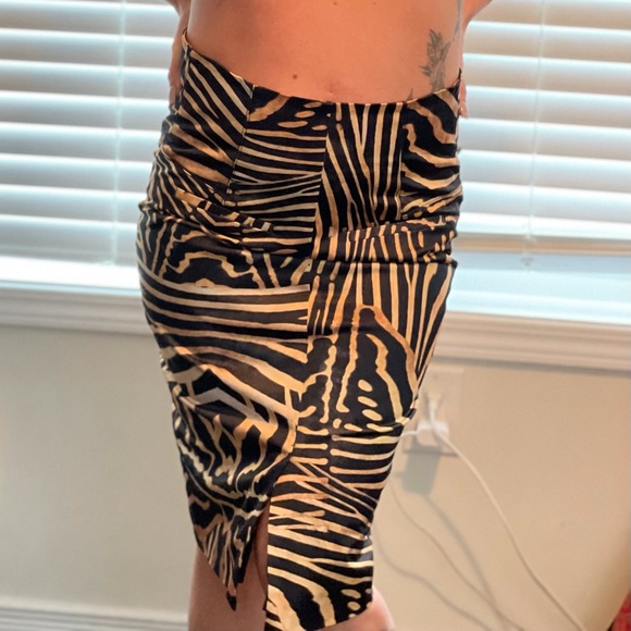 Marciano - Picture 5 of 5